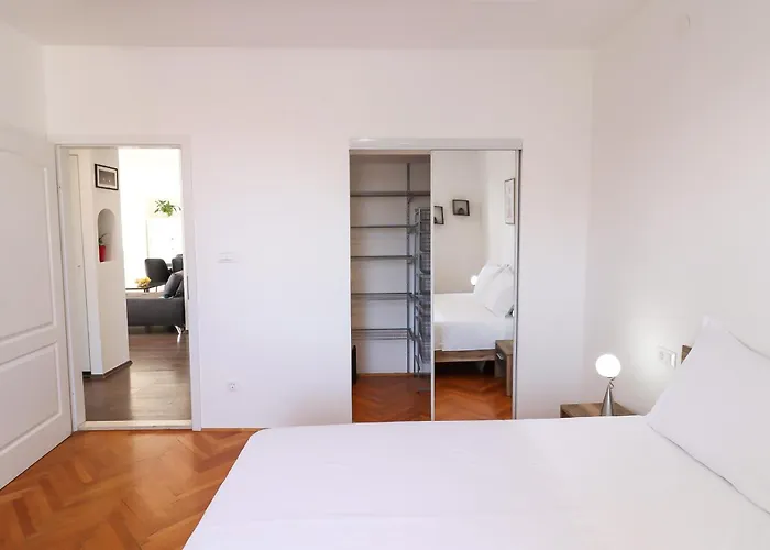 Center Sunset Penthouse * Split