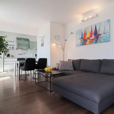 Lägenhet Center Sunset Penthouse
