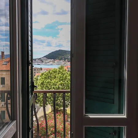 Center Sunset Penthouse * Split